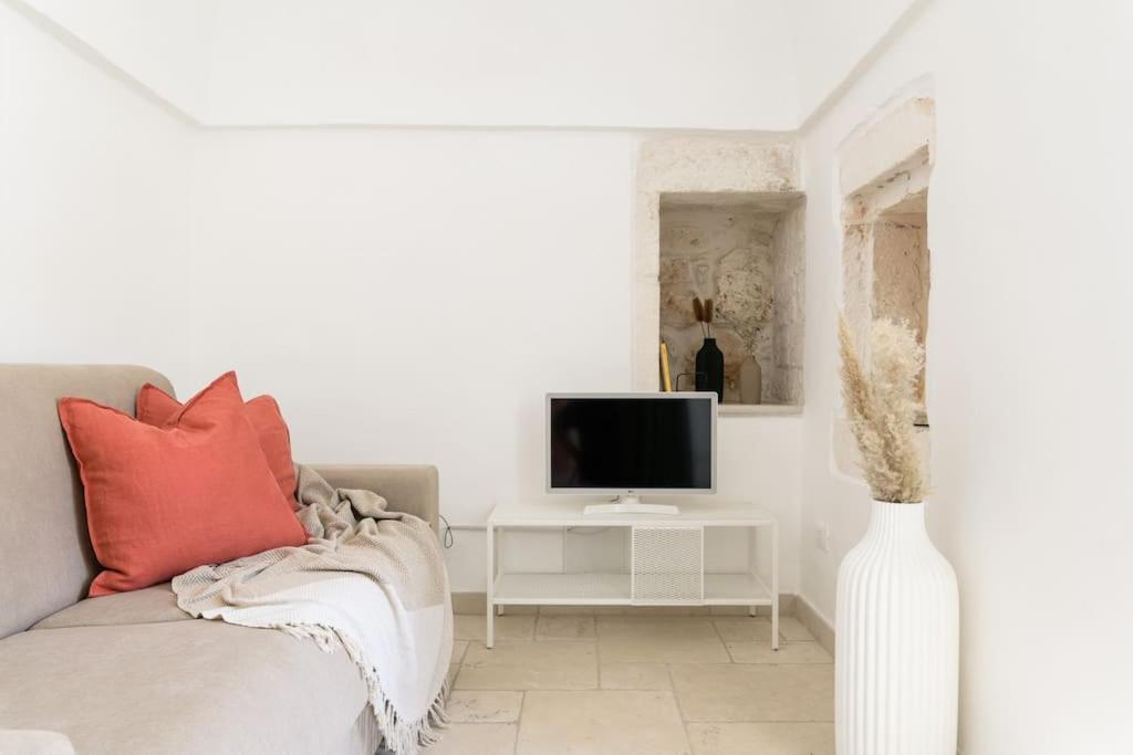 Palazzotto - Cosy Apartment 奥斯图尼 外观 照片